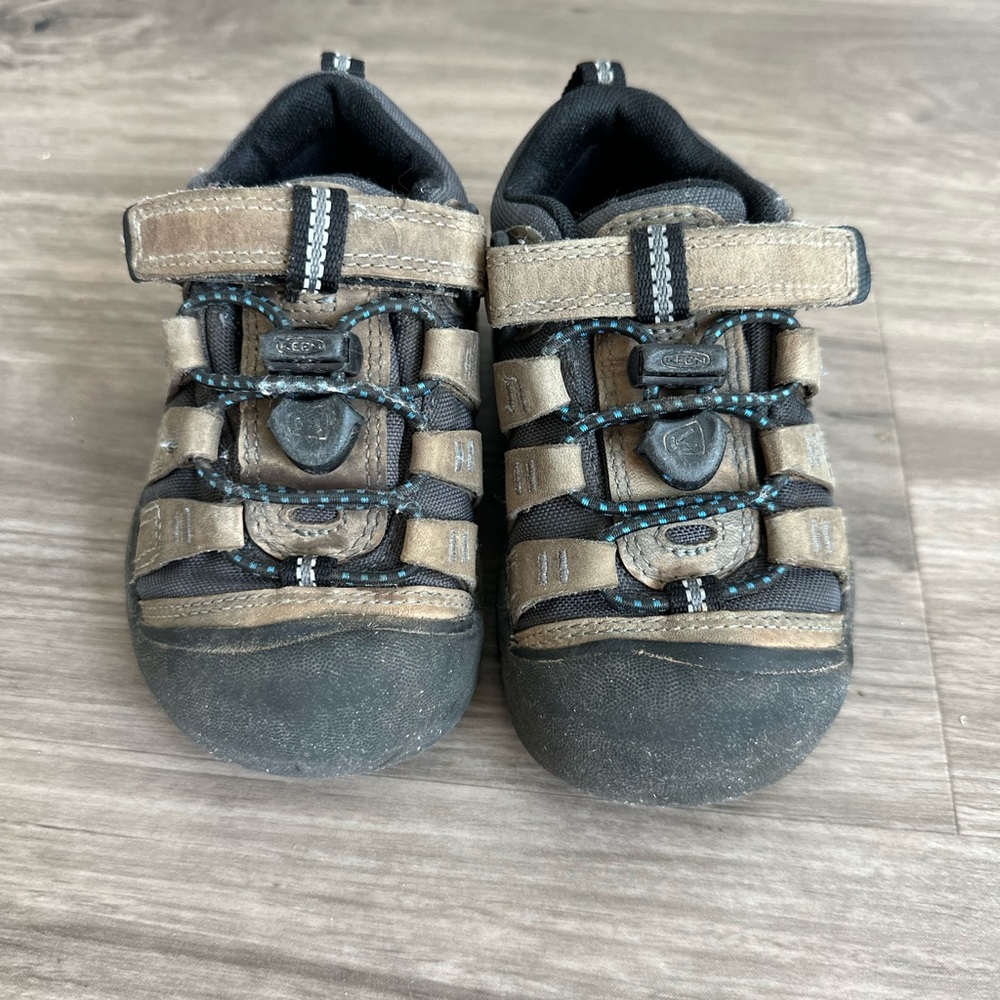 KEEN TODDLER NEWPORT SHOE GREY BLUE SIZE 8